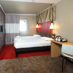 Zimmer mit zwei Einzelbetten